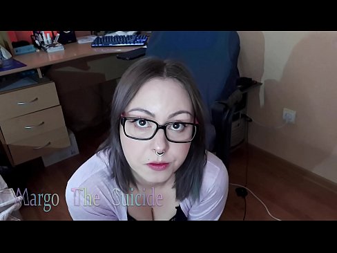 ❤️ Sexig tjej med glasögon suger Dildo djupt på kamera ❤️ Fucking at sv.sexogolic-info.ru ☑